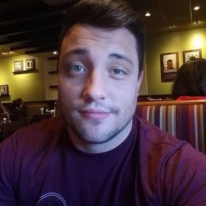 Meet your Posher, Derrick